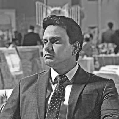 Ta cene Gillani